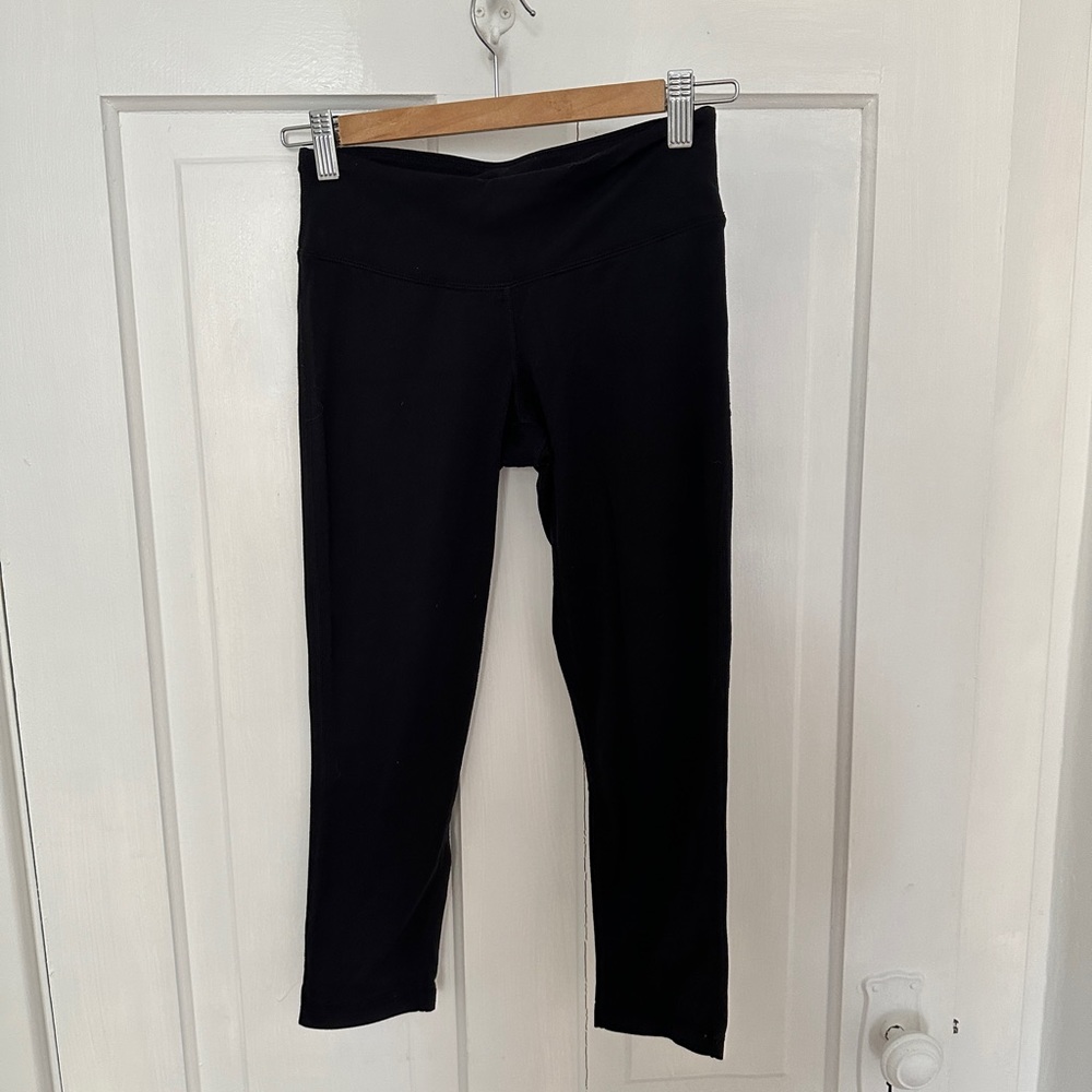 TNA cropped leggings